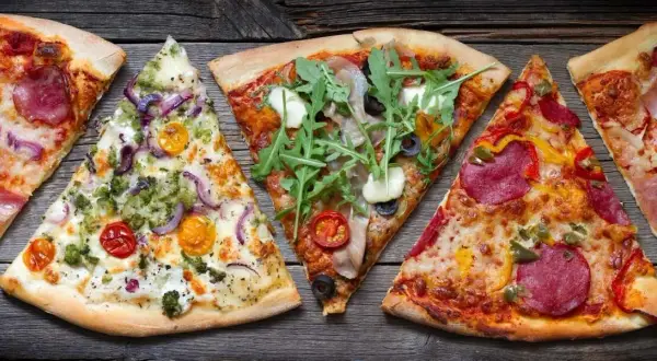 Pizza wegetariańska: Z czym? Najlepsze połączenia i inspiracje!