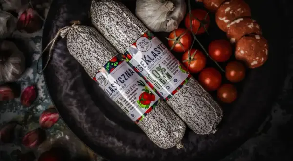 Kiełbasa wegetariańska: Gdzie kupić najlepsze wege smaki?
