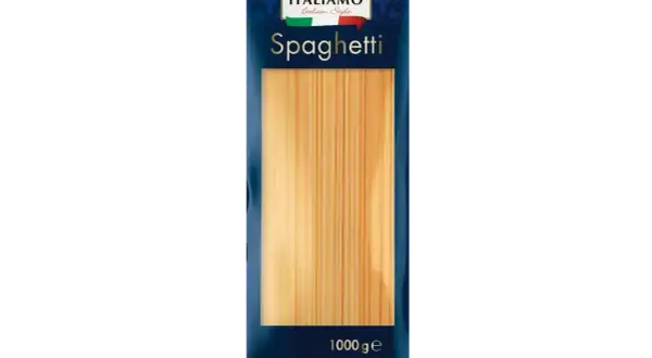 Opakowanie makaronu spaghetti marki Italiamo z Lidla. Idealny wybór dla osób szukających makaronu bezglutenowego.